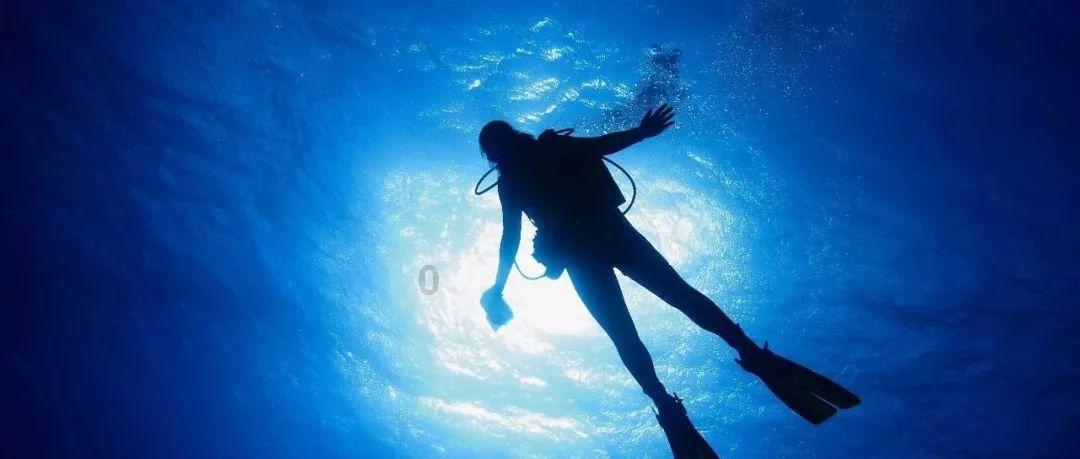 遇到被前任伤害过女孩子该怎么攻破成为自己的女朋友或知己朋友？游戏画面