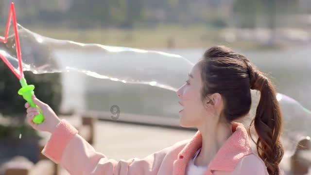 逃离金色蜜蜂森林