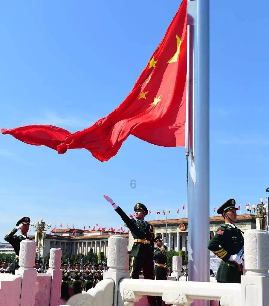 下翻式尾门整挺酷,车长超5米,长安启源E07申报图曝光