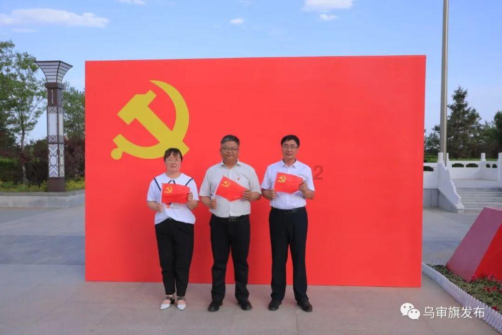 塑料瓶子是可回收垃圾，怎么变废为宝？游戏画面