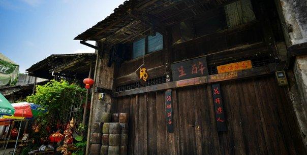 1957年，北京市一劳模为何被抓？埋藏身份12年，被判死缓